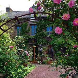  Hébergement de vacances Du Charme En Broceliande