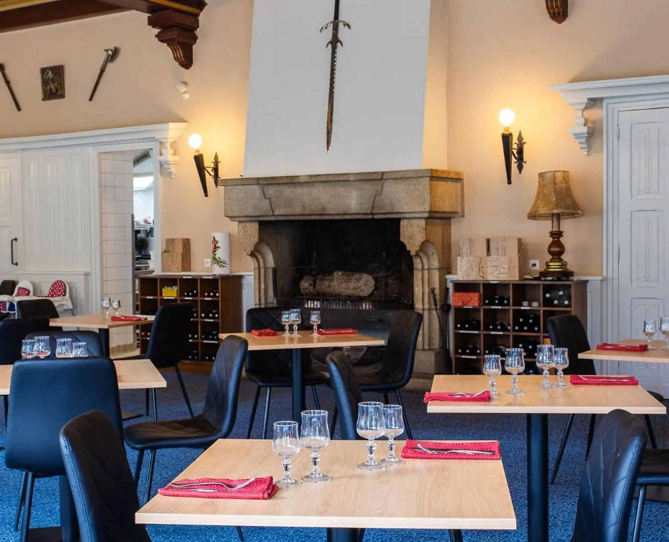 Hotel Restaurant Du Chateau Josselin 3*,